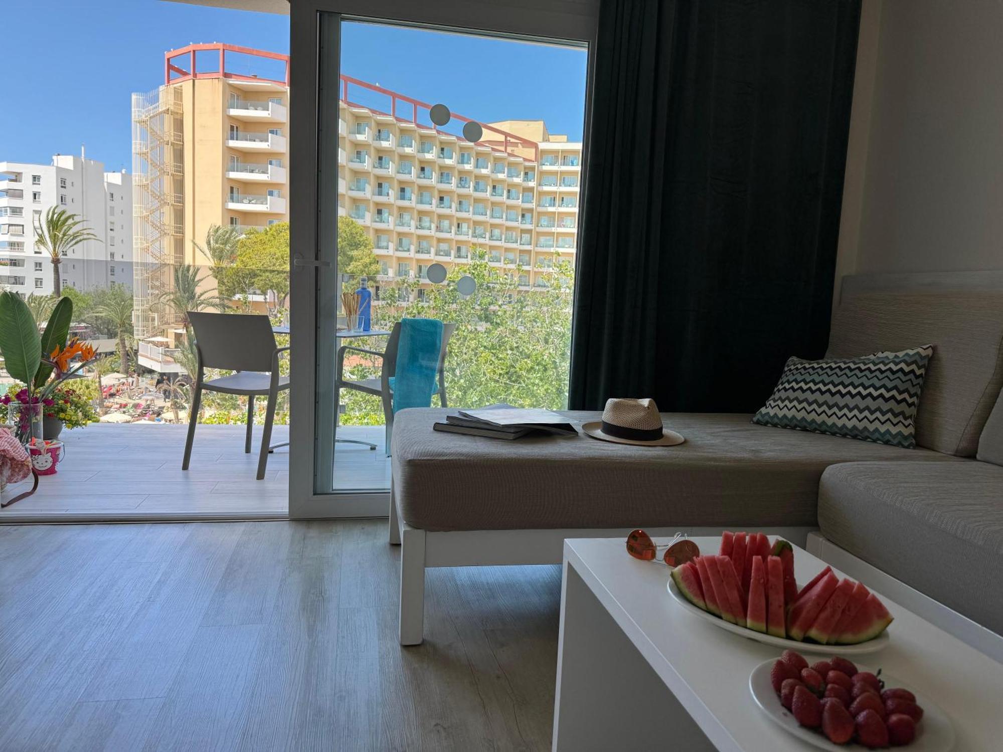 Inn Mallorca Aparthotel Магалуф Экстерьер фото
