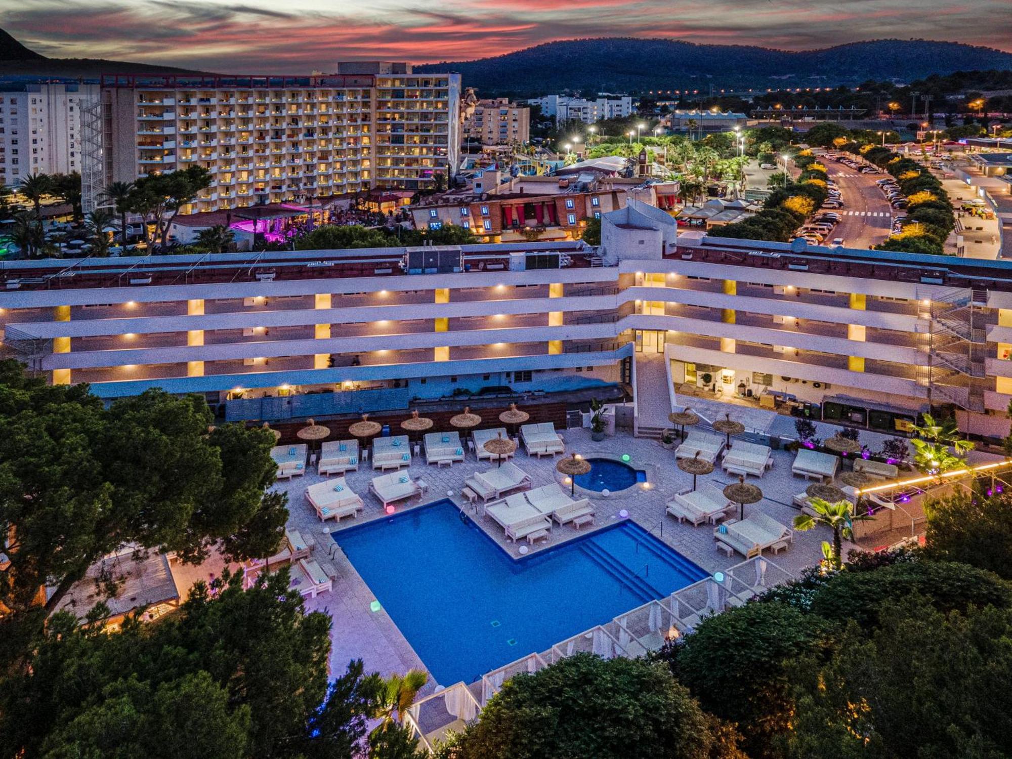 Inn Mallorca Aparthotel Магалуф Экстерьер фото